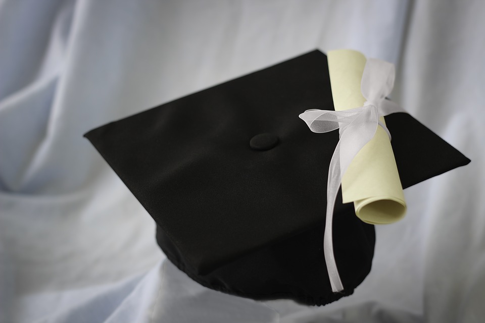 Regalo laurea low cost: 3 idee per chi si laurea in medicina