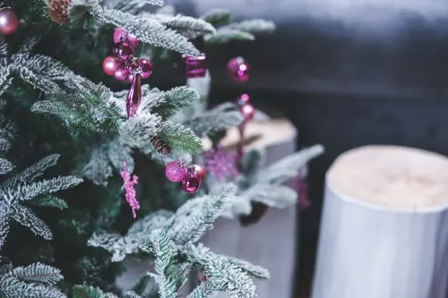 Natale senza corse: come ritrovare il piacere delle piccole tradizioni in famiglia